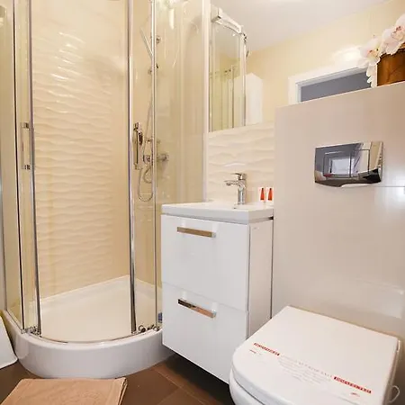 Apartament Różany Amber Sand W Kołobrzegu Apartament *